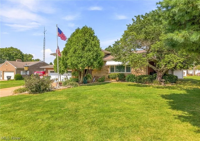 Photo 3 of Sale Pending at 1409 Opal St, Louisville, OH 44641 | MLS# 5233120 | Listing updated on 2026-10-07