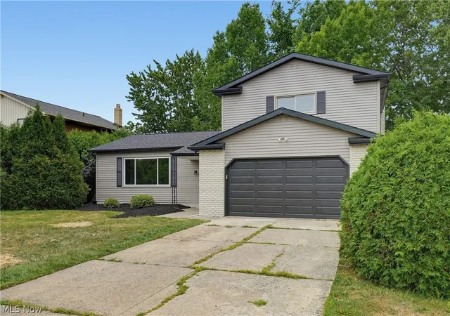 Photo 2 of Sale Pending at 4796 Lindsey Ln, Cleveland, OH 44143 | MLS# 5233185 | Listing updated on 2026-09-11