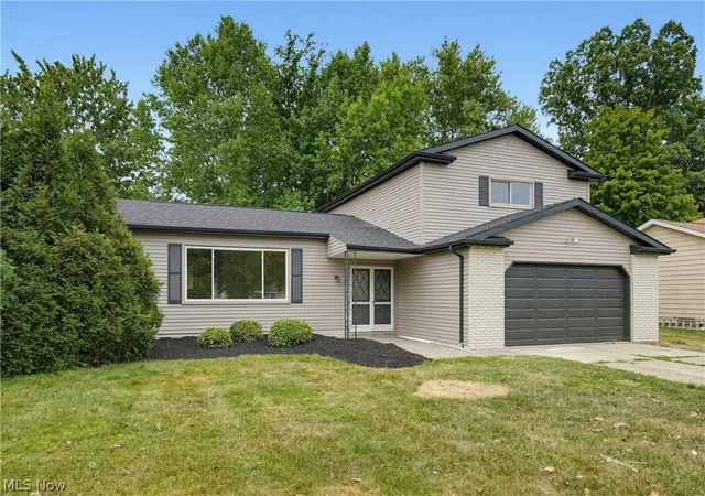 Photo 2 of Sale Pending at 4796 Lindsey Ln, Cleveland, OH 44143 | MLS# 5233185 | Listing updated on 2026-09-11