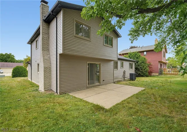 Photo 4 of Sale Pending at 4796 Lindsey Ln, Cleveland, OH 44143 | MLS# 5233185 | Listing updated on 2026-09-11