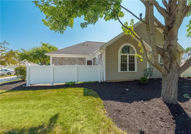 Photo 2 of Sale Pending at 8222 Cyrus Ln, Northfield, OH 44067 | MLS# 5233350 | Listing updated on 2026-09-15