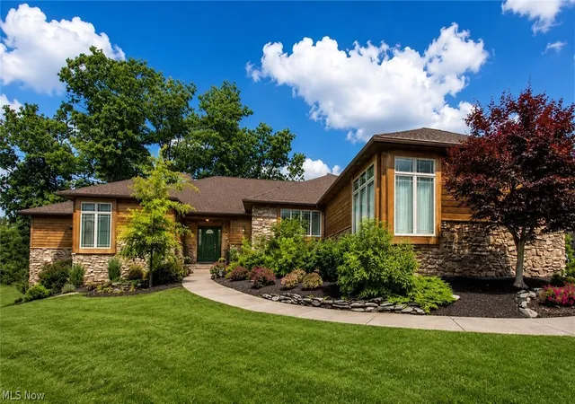 Photo 1 of Sale Pending at 3909 Weymouth Woods Dr, Medina, OH 44256 | MLS# 5231218 | Listing updated on 2026-09-06
