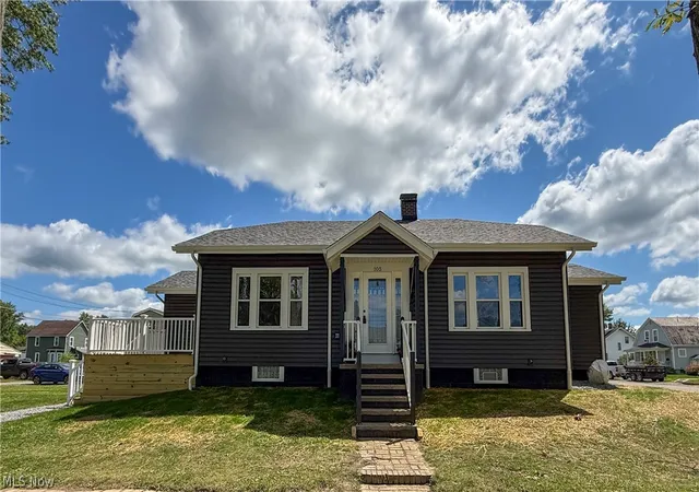 Photo 2 of Sale Pending at 105 E Vermont Ave, Sebring, OH 44672 | MLS# 5233134 | Listing updated on 2026-09-09