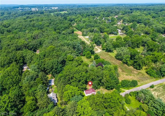 Photo 3 of Sale Pending at 6070 Myers Rd, New Franklin, OH 44216 | MLS# 5233239 | Listing updated on 2026-09-10