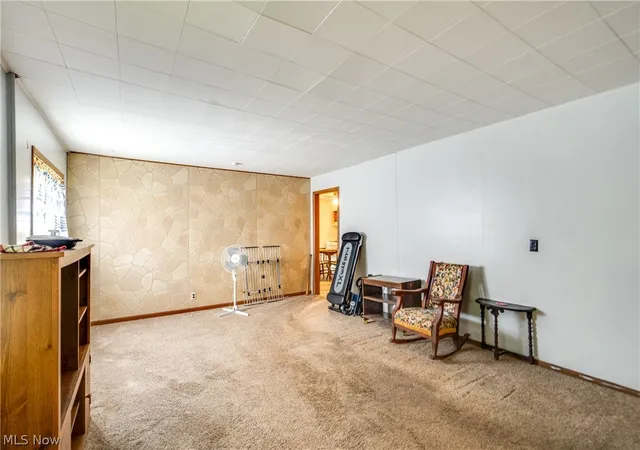 Photo 4 of Sale Pending at 6070 Myers Rd, New Franklin, OH 44216 | MLS# 5233239 | Listing updated on 2026-09-10
