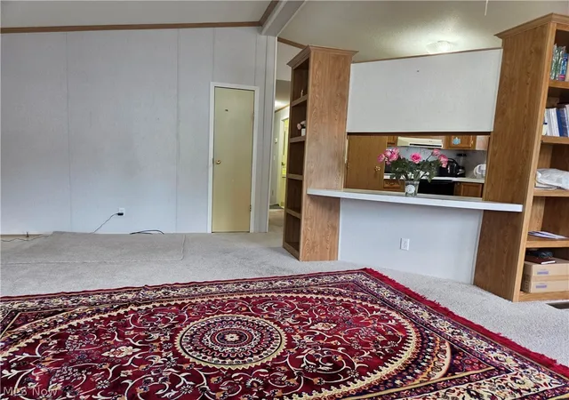 Photo 4 of Single family home for sale at 8 Maple Dr, Olmsted Twp, OH 44138 | MLS# 5233262 | Listing updated on 2026-10-07