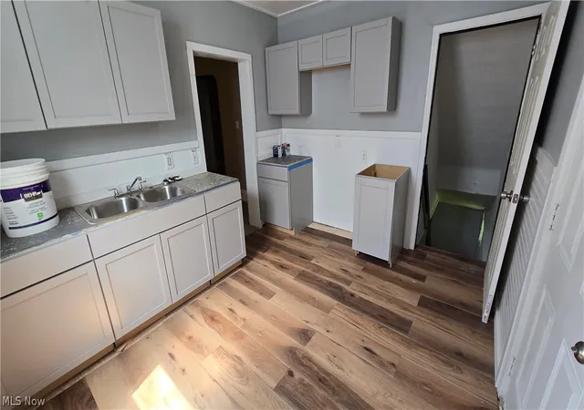 Photo 2 of Single family home for sale at 3669 E 112th Street, Cleveland, OH 44105 | MLS# 5231440 | Listing updated on 2026-09-09