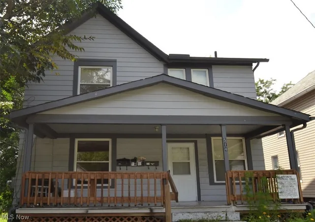 Multi family home for sale at 514 Brown St, Akron, OH 44311 | MLS# 5232631