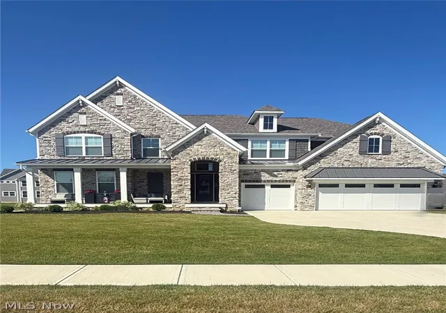 Photo 1 of Mansion for sale at 32634 Royal Troon Dr, Avon Lake, OH 44012 | MLS# 5233344 | Listing updated on 2026-09-03