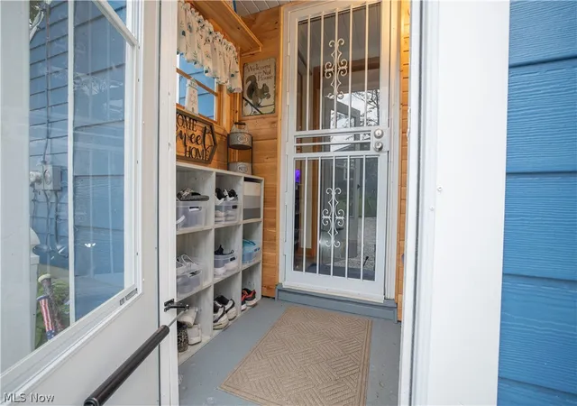 Photo 3 of Single family home for sale at 961 Wall Rd, Wadsworth, OH 44281 | MLS# 5233507 | Listing updated on 2026-09-09