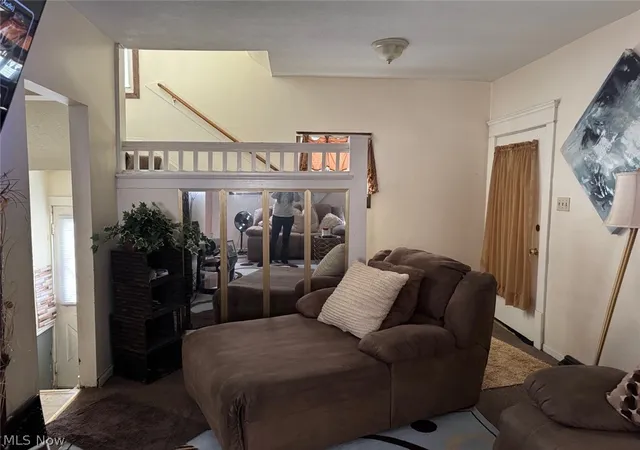 Photo 3 of Single family home for sale at 899 Lawton St, Akron, OH 44320 | MLS# 5233352 | Listing updated on 2026-09-08