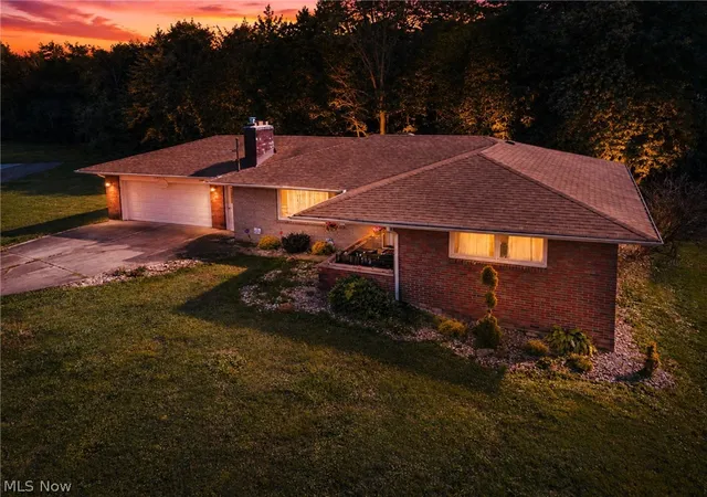 Photo 2 of Single family home for sale at 2441 Stocker Ave, Youngstown, OH 44505 | MLS# 5233564 | Listing updated on 2026-09-09