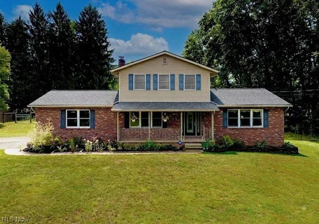 Photo 2 of Single family home for sale at 3090 Sourek Rd, Akron, OH 44333 | MLS# 5232734 | Listing updated on 2026-09-29