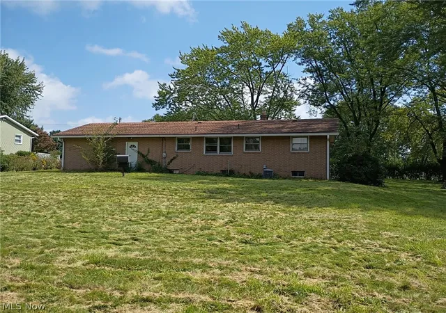 Photo 3 of Single family home for sale at 2435 Ravenna Ave, East Canton, OH 44730 | MLS# 5233887 | Listing updated on 2026-09-25