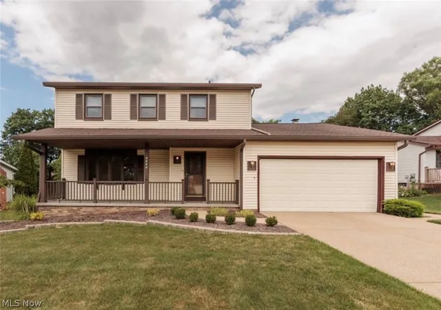 Photo 1 of Sale Pending at 3880 Clearwater Dr, Cleveland, OH 44134 | MLS# 5233558 | Listing updated on 2026-09-10