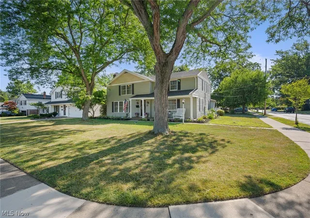 Photo 2 of Single family home for sale at 4161 Leona Dr, Rocky River, OH 44116 | MLS# 5233881 | Listing updated on 2026-09-28