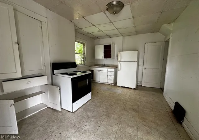 Photo 2 of Single family home for sale at 508 Cedar Ave, Steubenville, OH 43952 | MLS# 5234026 | Listing updated on 2026-09-28