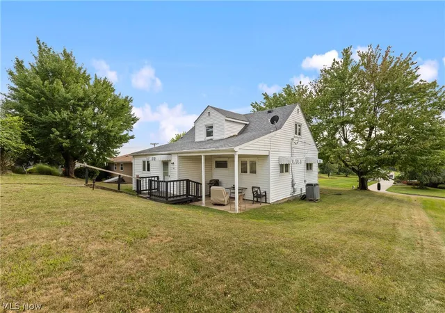 Photo 4 of Single family home for sale at 560 Hill St, Rayland, OH 43943 | MLS# 5233354 | Listing updated on 2026-09-04