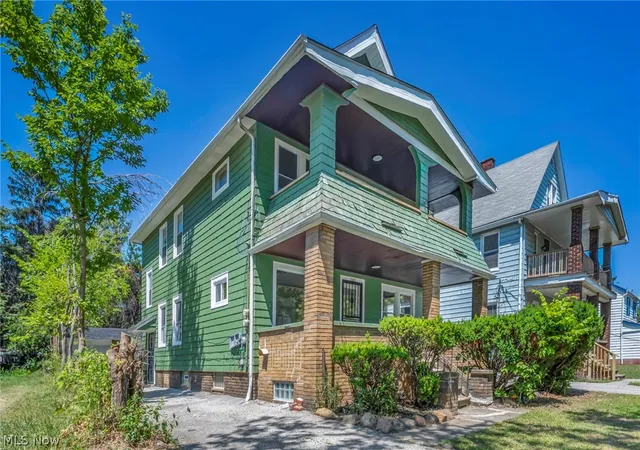 Photo 3 of Sale Pending at 15517 Kipling Ave, Cleveland, OH 44110 | MLS# 5233880 | Listing updated on 2026-09-17