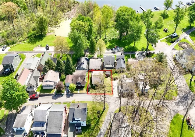 Photo 3 of Single family home for sale at 8177 S Cleveland Massillon Rd #33, Clinton, OH 44216 | MLS# 5234112 | Listing updated on 2026-10-05