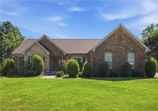 Photo 1 of Sale Pending at 8913 Isabelle Ln, Macedonia, OH 44056 | MLS# 5232923 | Listing updated on 2026-09-02