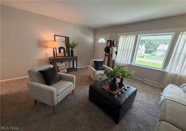 Photo 4 of Single family home for sale at 2305 Oak St, Salem, OH 44460 | MLS# 5234107 | Listing updated on 2026-10-05