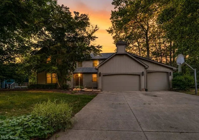 Photo 1 of Single family home for sale at 8458 Barbara Dr, Mentor, OH 44060 | MLS# 5233378 | Listing updated on 2026-09-15