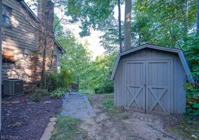 Photo 3 of Single family home for sale at 8458 Barbara Dr, Mentor, OH 44060 | MLS# 5233378 | Listing updated on 2026-09-15
