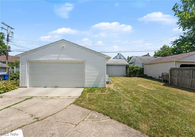 Photo 21 of Sale Pending at 1583 Northland Ave, Lakewood, OH 44107 | MLS# 5234263 | Listing updated on 2026-09-09