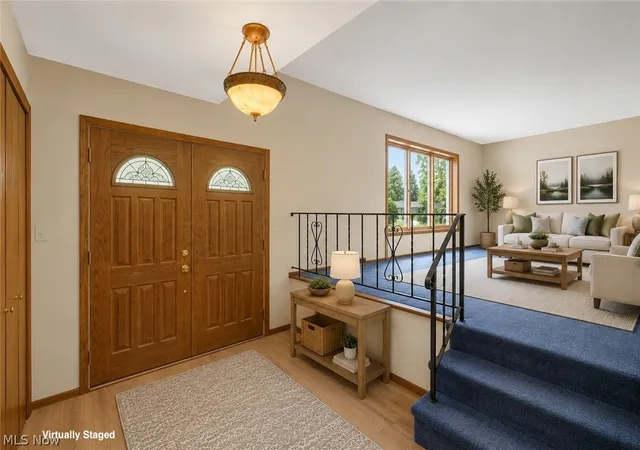 Photo 3 of Sale Pending at 4576 Queen Ann Ct, Cleveland, OH 44121 | MLS# 5232758 | Listing updated on 2026-10-03