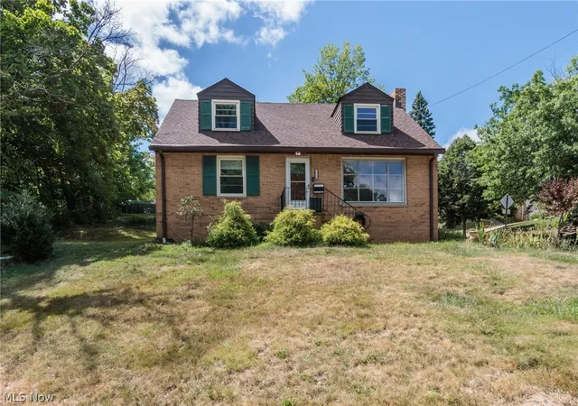 Photo 1 of Sale Pending at 3516 Meadowbrook Blvd, Cleveland Heights, OH 44118 | MLS# 5214774 | Listing updated on 2026-09-02