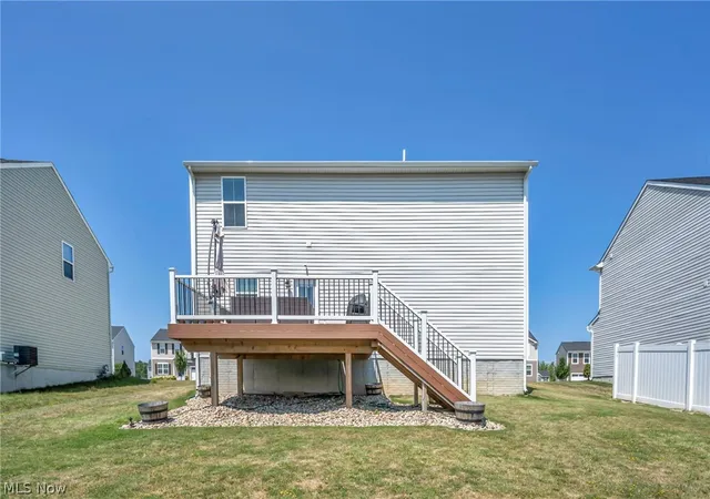 Photo 3 of Sale Pending at 489 Regina Dr, Painesville, OH 44077 | MLS# 5233200 | Listing updated on 2026-09-13