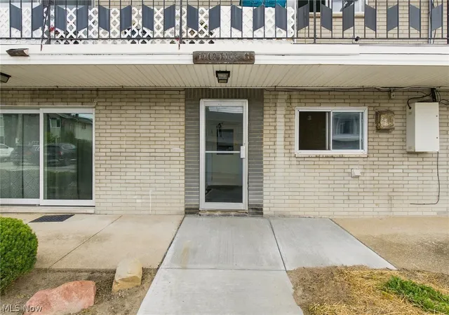 Photo 2 of Condo for sale at 1402 Golden Gate Blvd #G203, Cleveland, OH 44124 | MLS# 5232417 | Listing updated on 2026-09-11