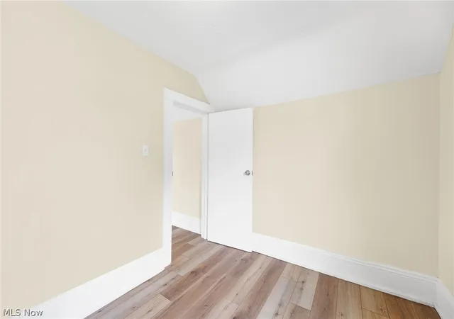 Listing Photo 2 - Condo for sale in building located at 1366 W 87th St, Cleveland, OH 44102