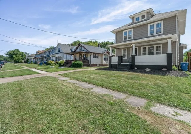Photo 3 of Sale Pending at 903 W 19th Street, Lorain, OH 44052 | MLS# 5234113 | Listing updated on 2026-09-05