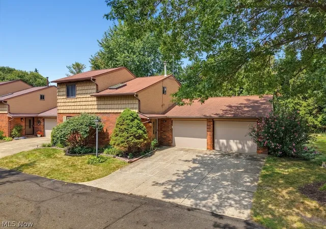 Photo 2 of Condo for sale at 315 Guys Run Rd, Akron, OH 44319 | MLS# 5231292 | Listing updated on 2026-09-11