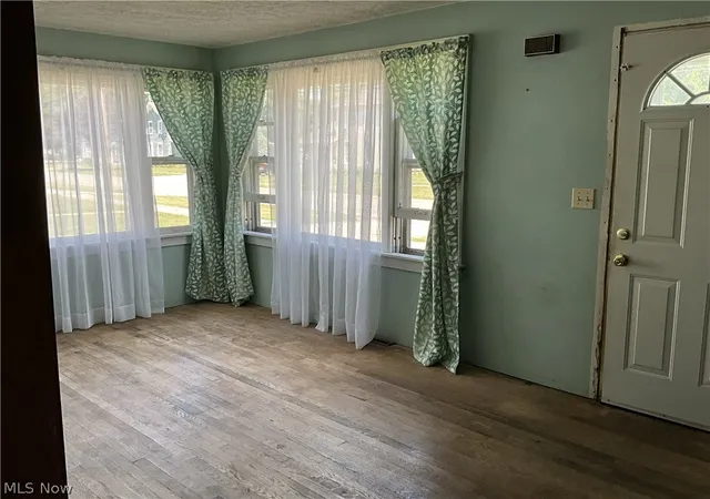 Photo 2 of Sale Pending at 101 N Main St, New London, OH 44851 | MLS# 5234586 | Listing updated on 2026-09-10