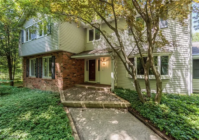 Single family home for sale at 7859 Sugarbush Ln, Gates Mills, OH 44040 | MLS# 5233148