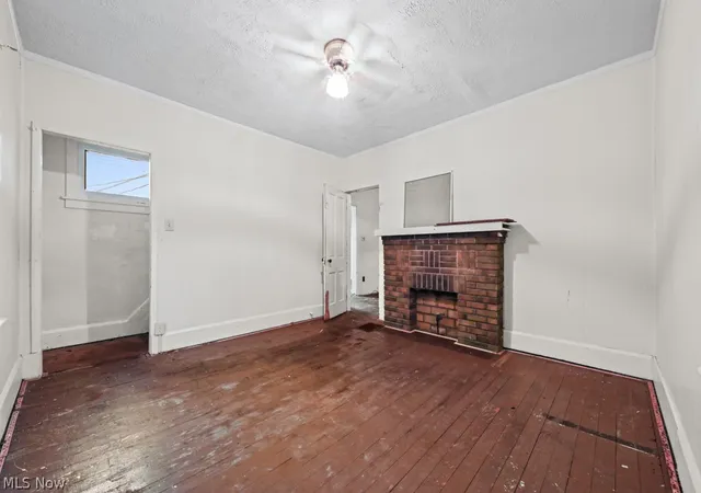 Photo 4 of Single family home for sale at 225 W Indiana Ave, Sebring, OH 44672 | MLS# 5234483 | Listing updated on 2026-10-01