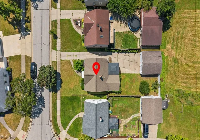 Photo 4 of Single family home for sale at 9326 Outlook Dr, Cleveland, OH 44144 | MLS# 5234244 | Listing updated on 2026-09-12