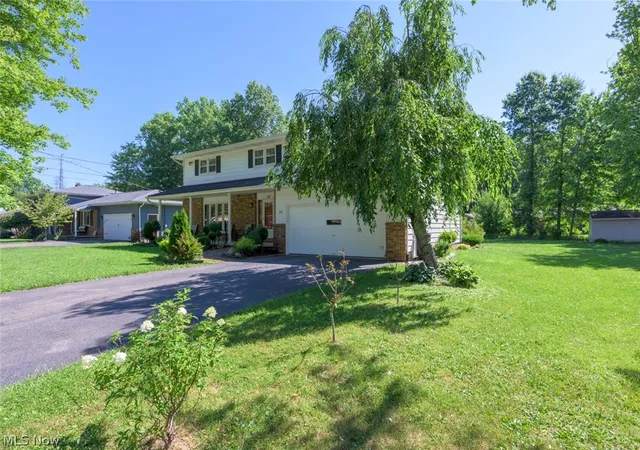 Photo 3 of Sale Pending at 175 Carolyn Ave, Cortland, OH 44410 | MLS# 5234594 | Listing updated on 2026-10-06