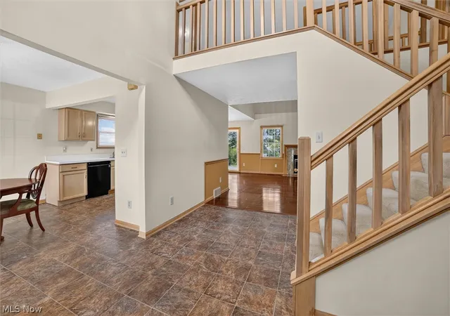 Photo 3 of Sale Pending at 4253 Taylor Ct, Brunswick, OH 44212 | MLS# 5205931 | Listing updated on 2026-09-06
