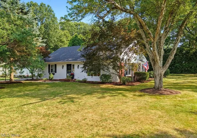 Photo 4 of Sale Pending at 2468 Ridgewood Rd, Akron, OH 44313 | MLS# 5234618 | Listing updated on 2026-10-04