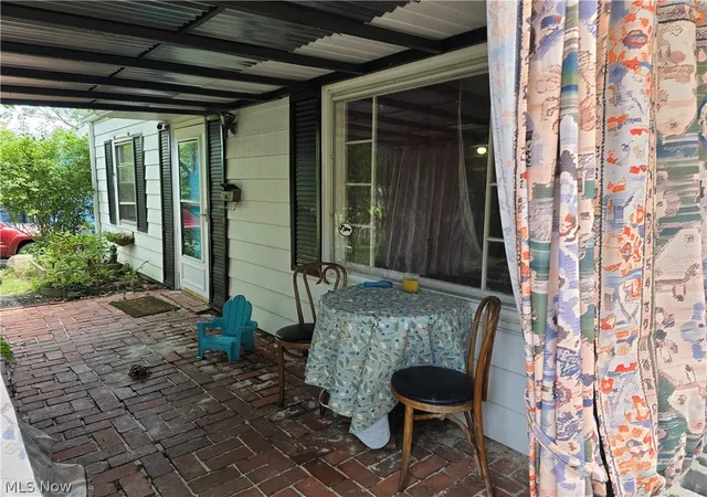 Photo 2 of Single family home for sale at 625 Edgewood Dr, Kent, OH 44240 | MLS# 5234675 | Listing updated on 2026-09-14