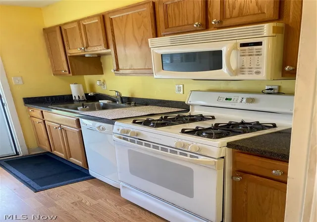 Photo 3 of Condo for sale at 235 E 235th Street #136, Euclid, OH 44123 | MLS# 5234620 | Listing updated on 2026-09-08