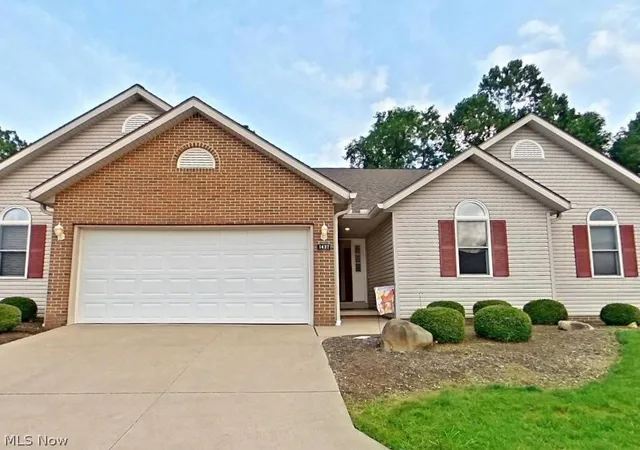 Condo for sale at 1437 Waters Edge Dr, Akron, OH 44313 | MLS# 5231627