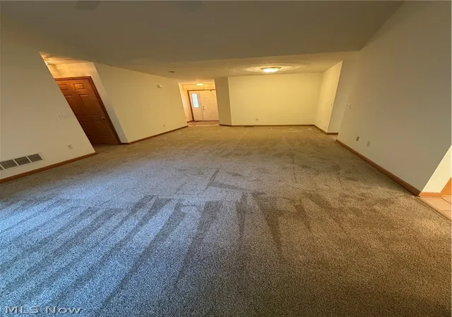 Photo 2 of Condo for sale at 1437 Waters Edge Dr, Akron, OH 44313 | MLS# 5231627 | Listing updated on 2026-09-08