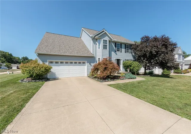 Photo 2 of Sale Pending at 3621 Shelton Ln, Brunswick, OH 44212 | MLS# 5233833 | Listing updated on 2026-09-04