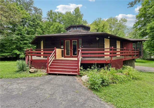 Photo 1 of Sale Pending at 9550 Olde 8 Rd, Northfield, OH 44067 | MLS# 5234846 | Listing updated on 2026-10-02