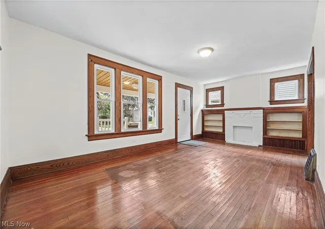 Photo 2 of Single family home for sale at 330 Cleveland St, Akron, OH 44306 | MLS# 5234835 | Listing updated on 2026-09-14